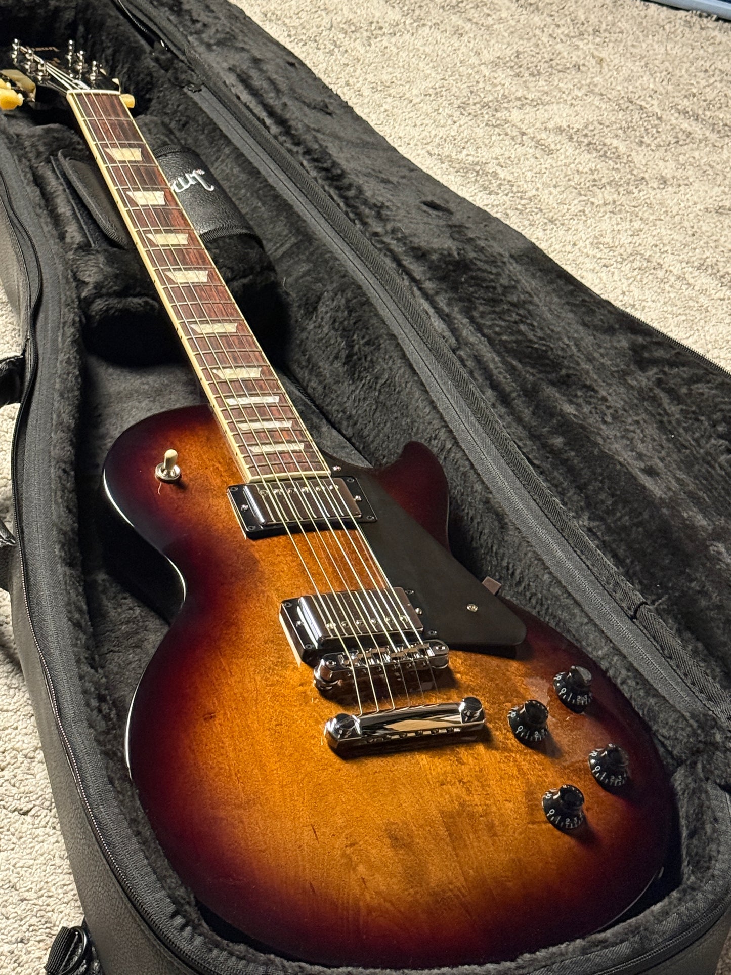 Gibson Les Paul Studio in Smokehouse Burst 206550258