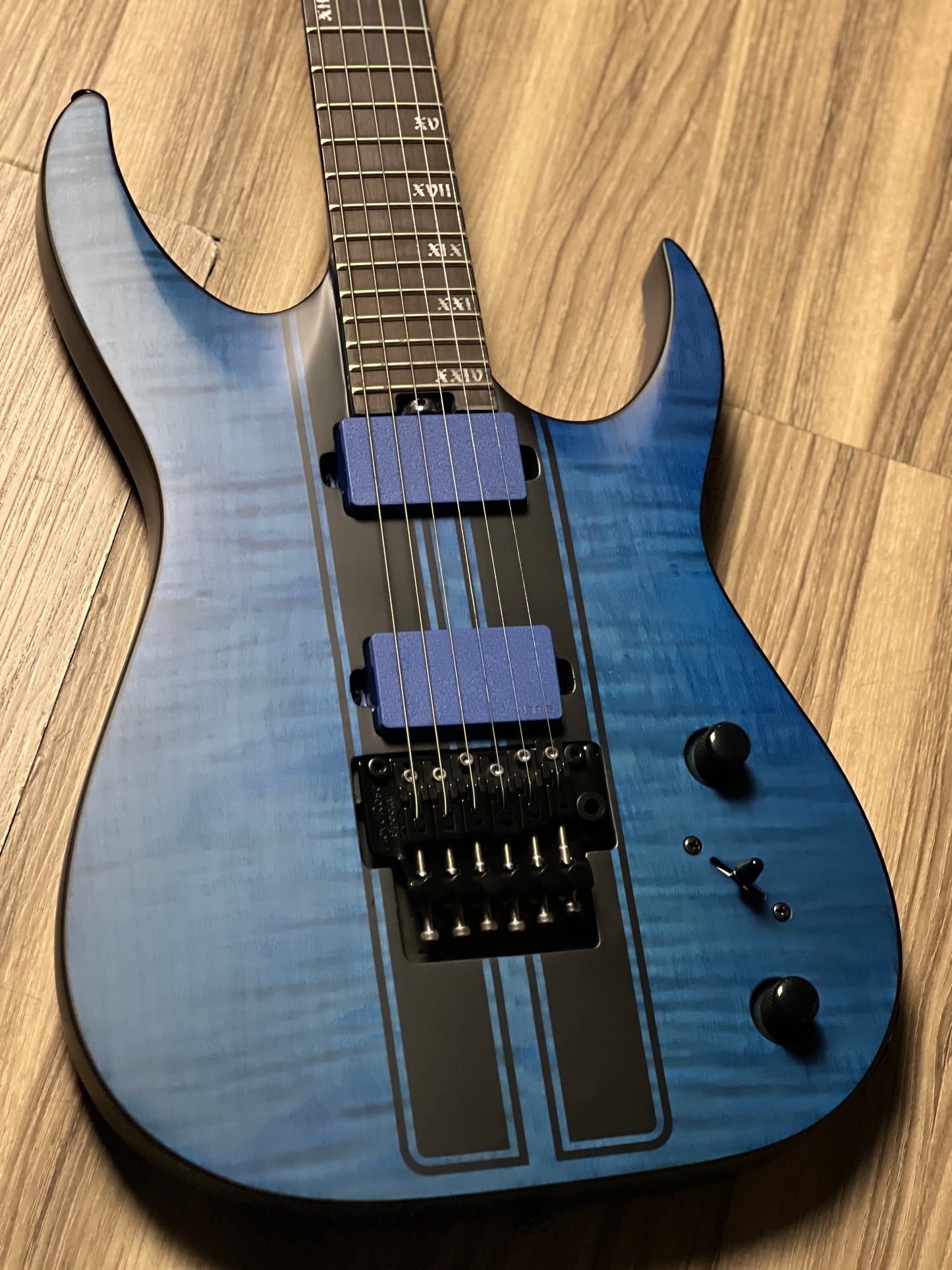 Schecter Banshee GT-6 FR In Satin Trans Blue