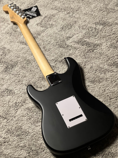 Squier Debut Series Stratocaster HSS with Laurel FB in Black