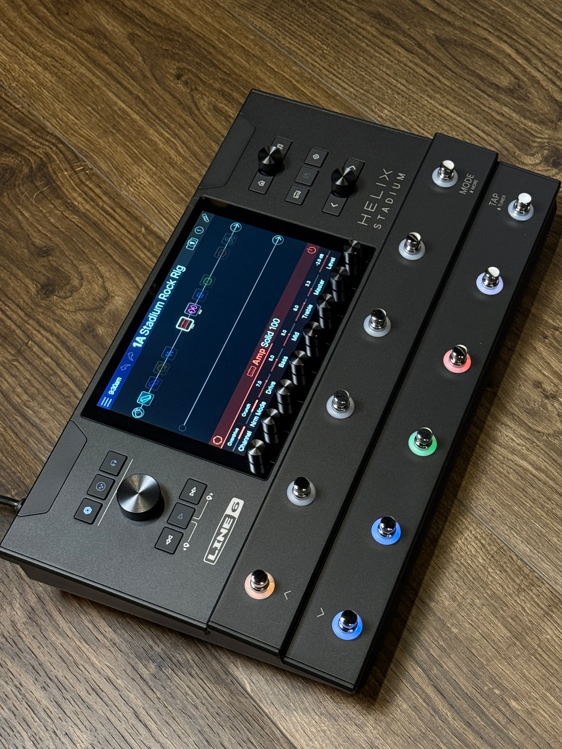 Line 6 Helix Stadium Amp Modeler and FX Processor –