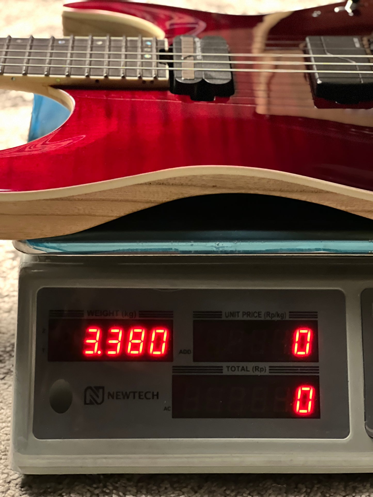 Schecter C-1 FR S SLS Elite in Blood Burst W24111229