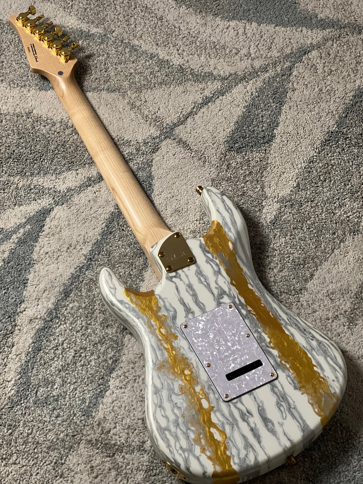 SLX X Dhatarattha Custom DST in White Shmear with Maple FB