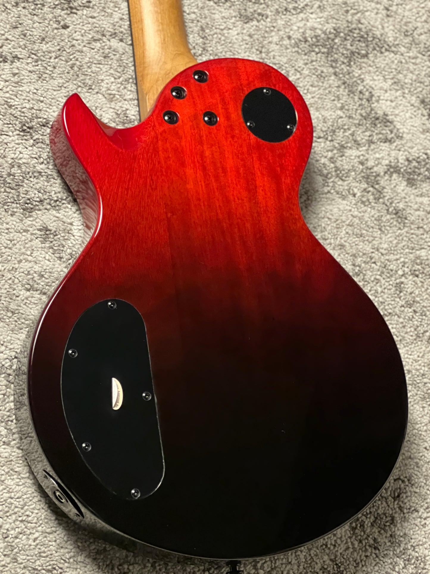 Schecter Solo-II Standard in Blood Burst