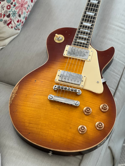 SLX Eagle Antique in Honeyburst with Nitrocellulose Lacquer (Medium Relic)