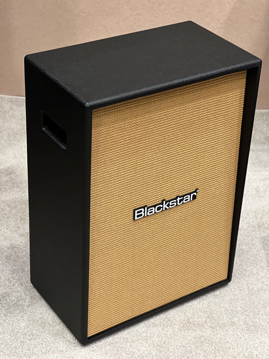 Blackstar Debut 212V Vertical 100-watt, 2 x 12-inch Cabinet in Black