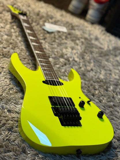 Ibanez RG565R Genesis Collection in Desert Sun Yellow