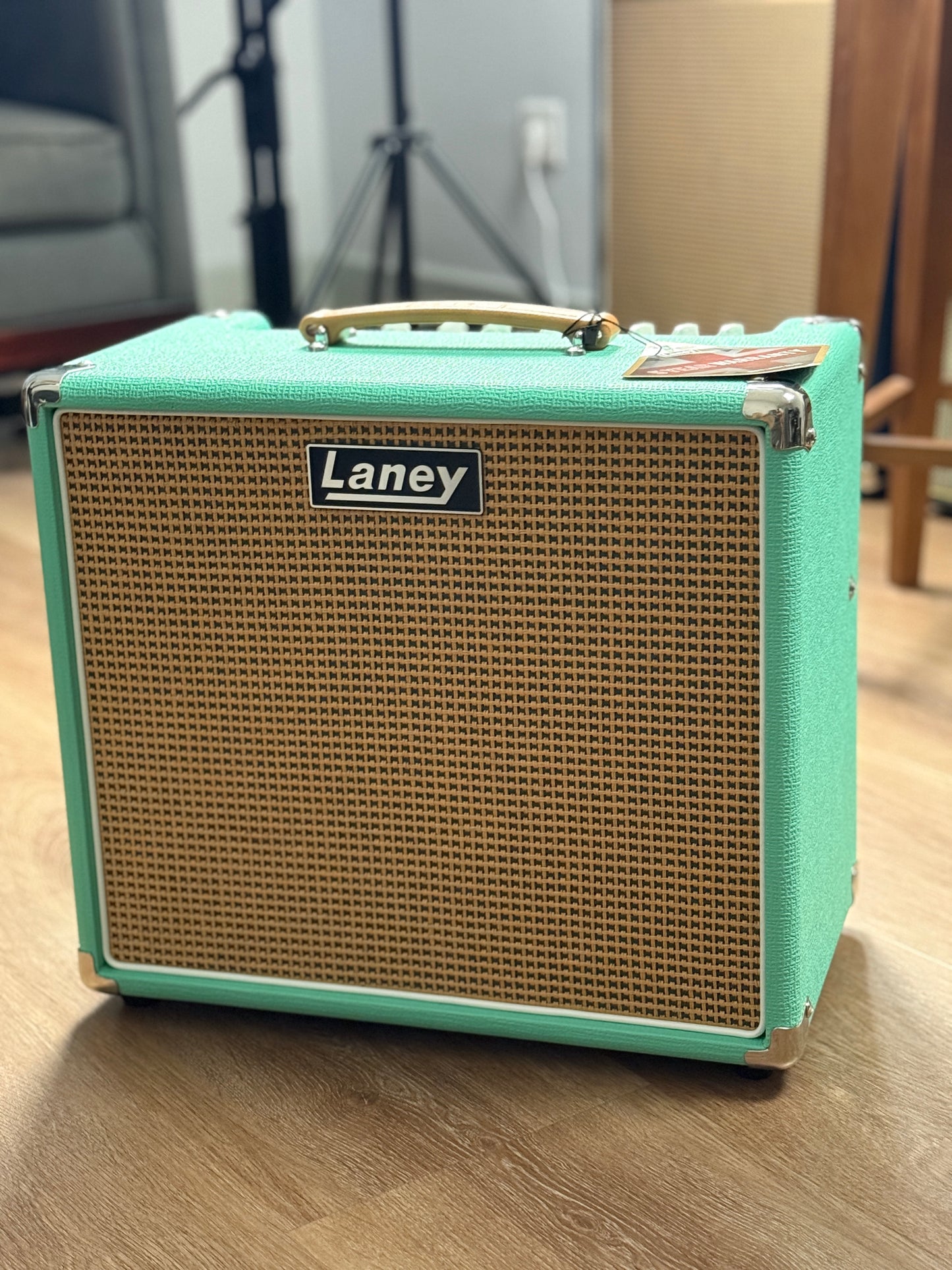 Laney LF Super 60-112 60-watt 1 x 12-inch Solid-state Combo Amplifier in Seafoam Green