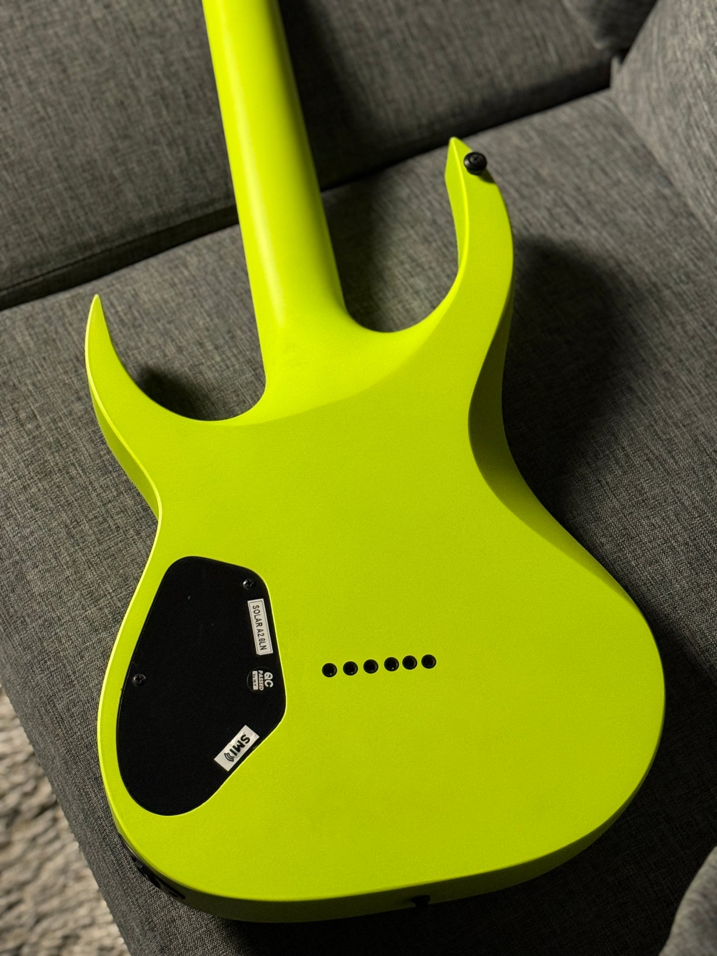 Solar A2.6 in Lemon Neon Matte IW21110510