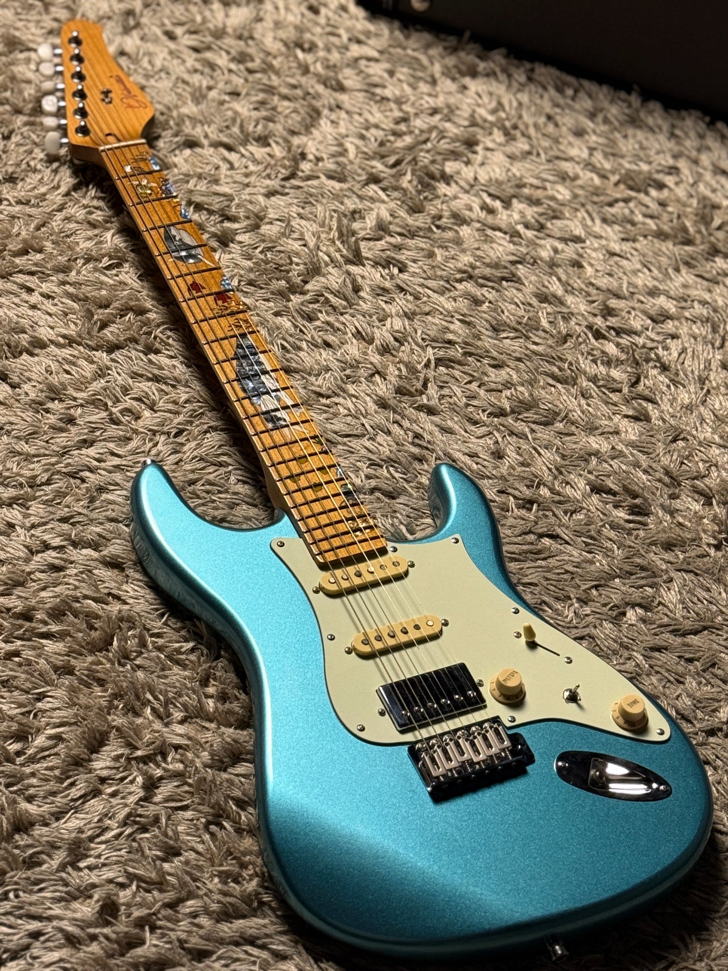 Dhatarattha Custom DST HSS in Ocean Turquoise Metallic with Roasted Maple FB and "Pacific Ocean" Inlay