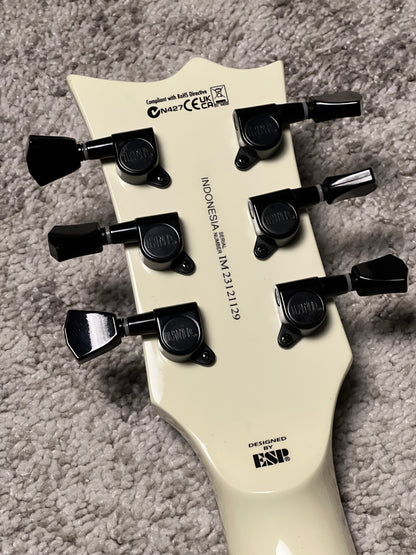 ESP LTD Viper 256 in Olympic White