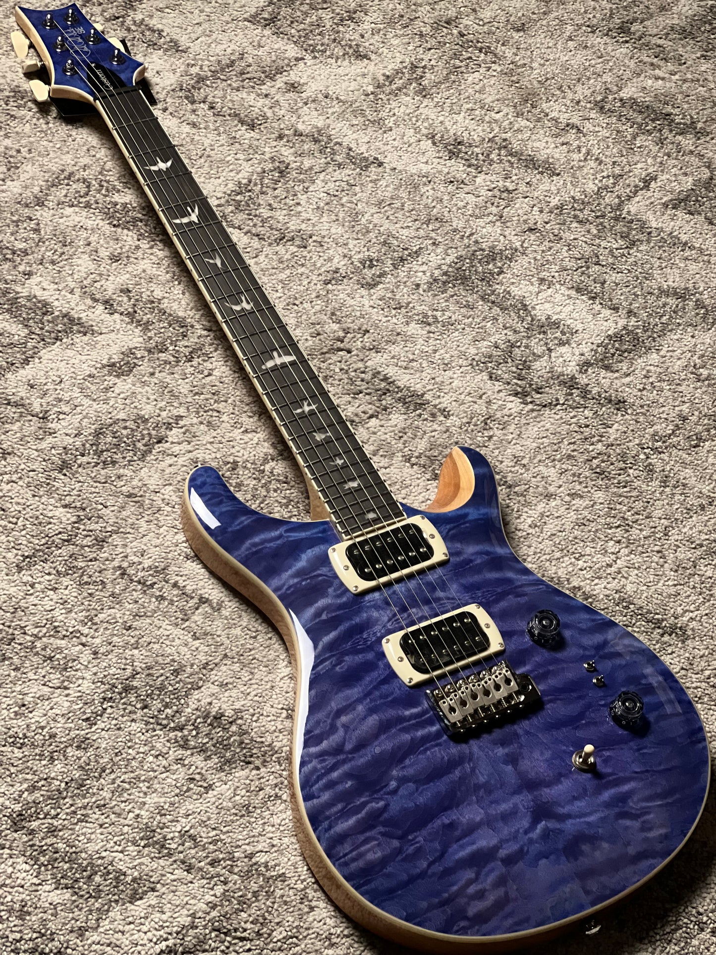 PRS SE Custom 24-08 Quilt in Faded Blue