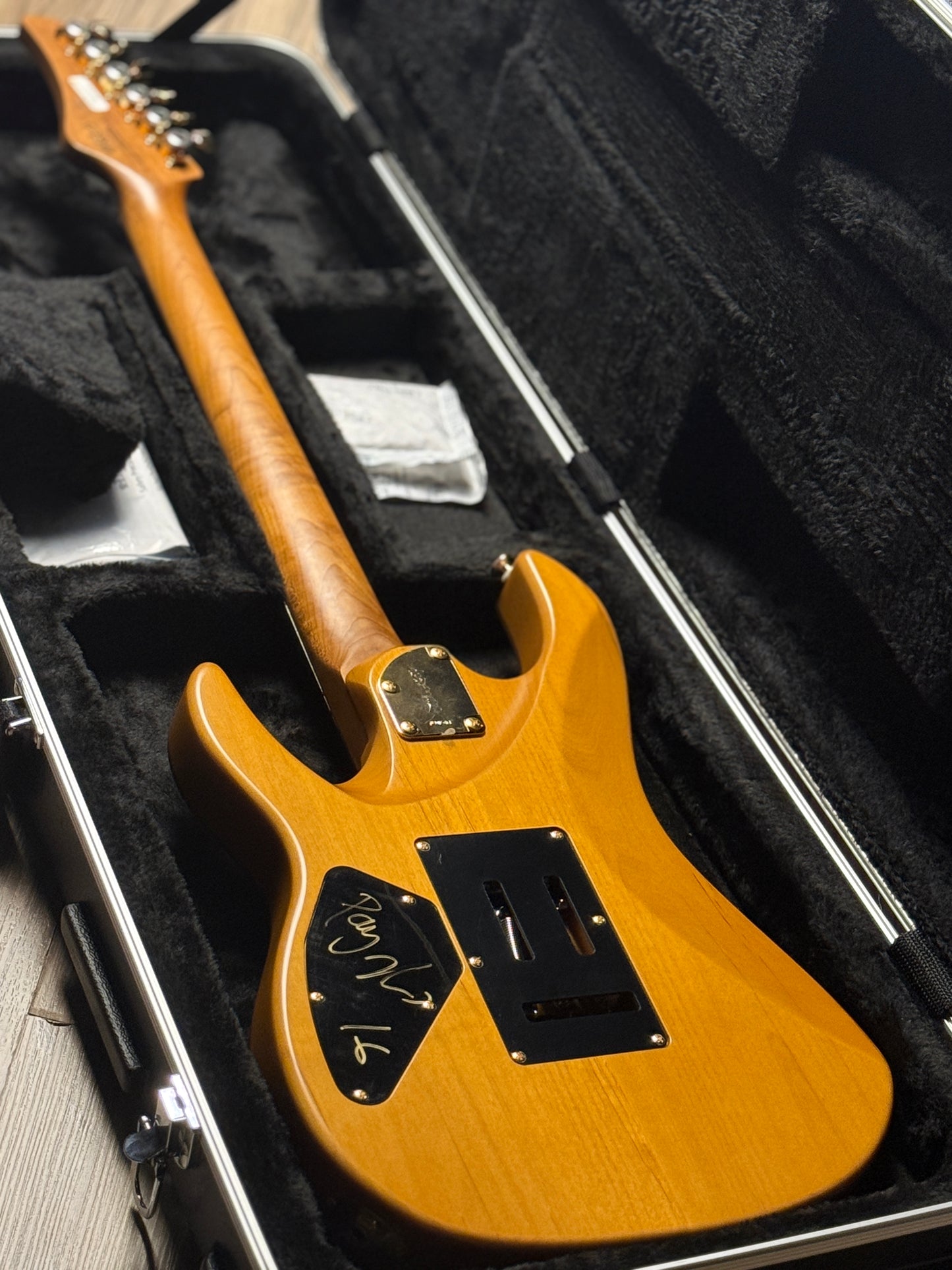 Fujigen FGN EOS2-DU24HH-PB1-RM in Vintage Natural Pay Burman Signature #16