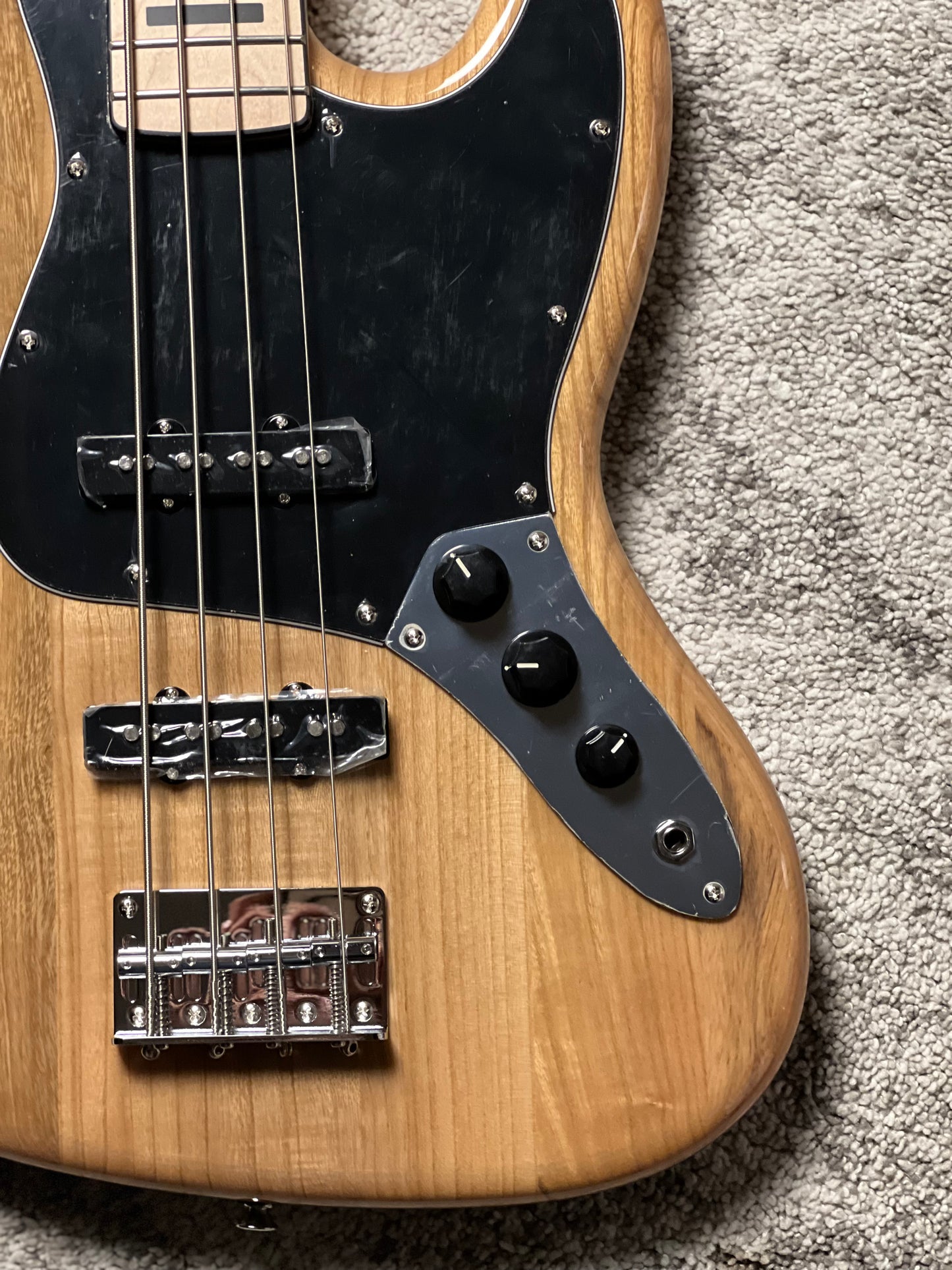 SLX Sparrow 70s Special Essentials with Maple FB in Vintage Natural