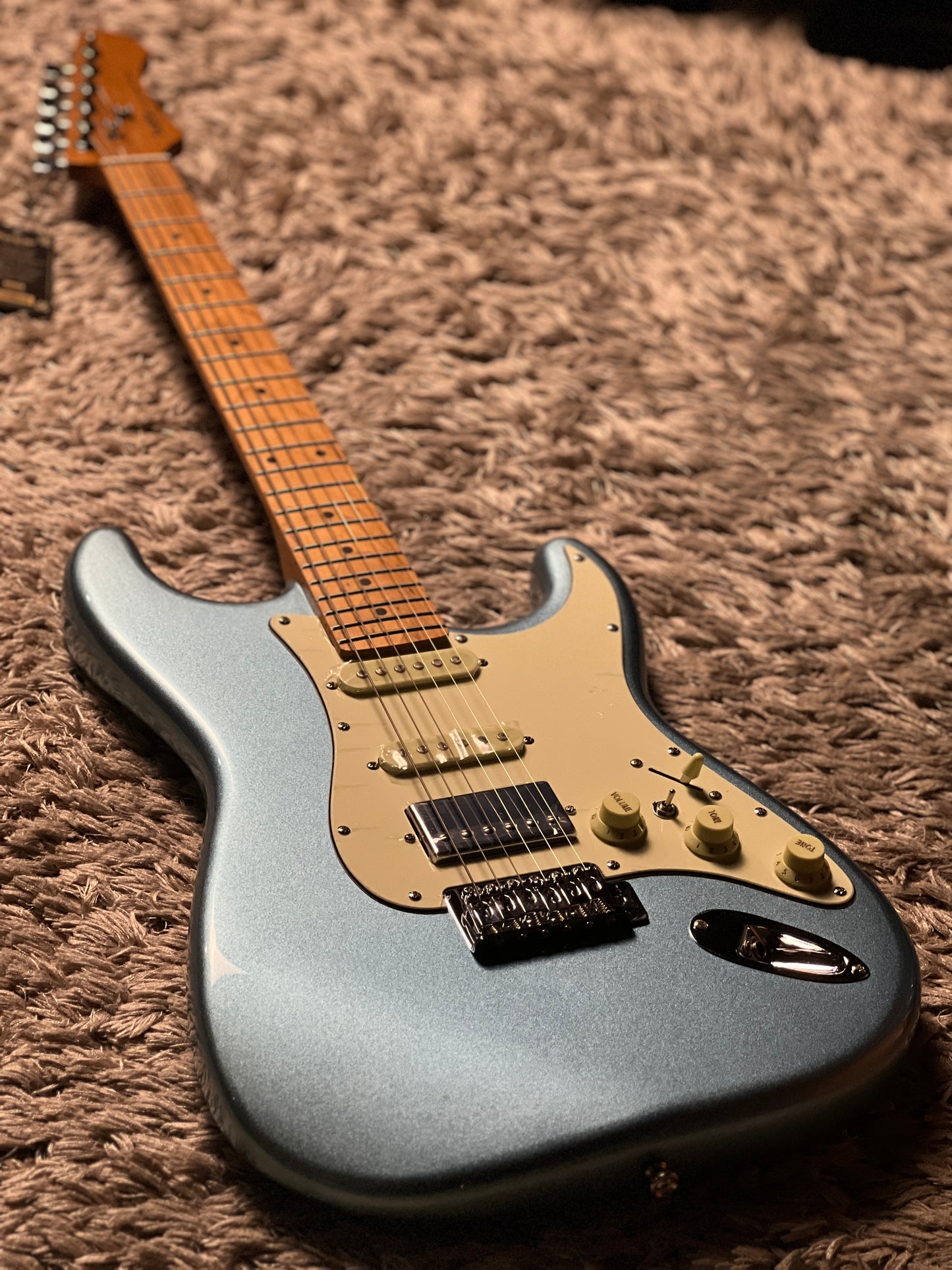 SQOE SEST600 HSS Roasted Maple Series in Ice Blue Metallic