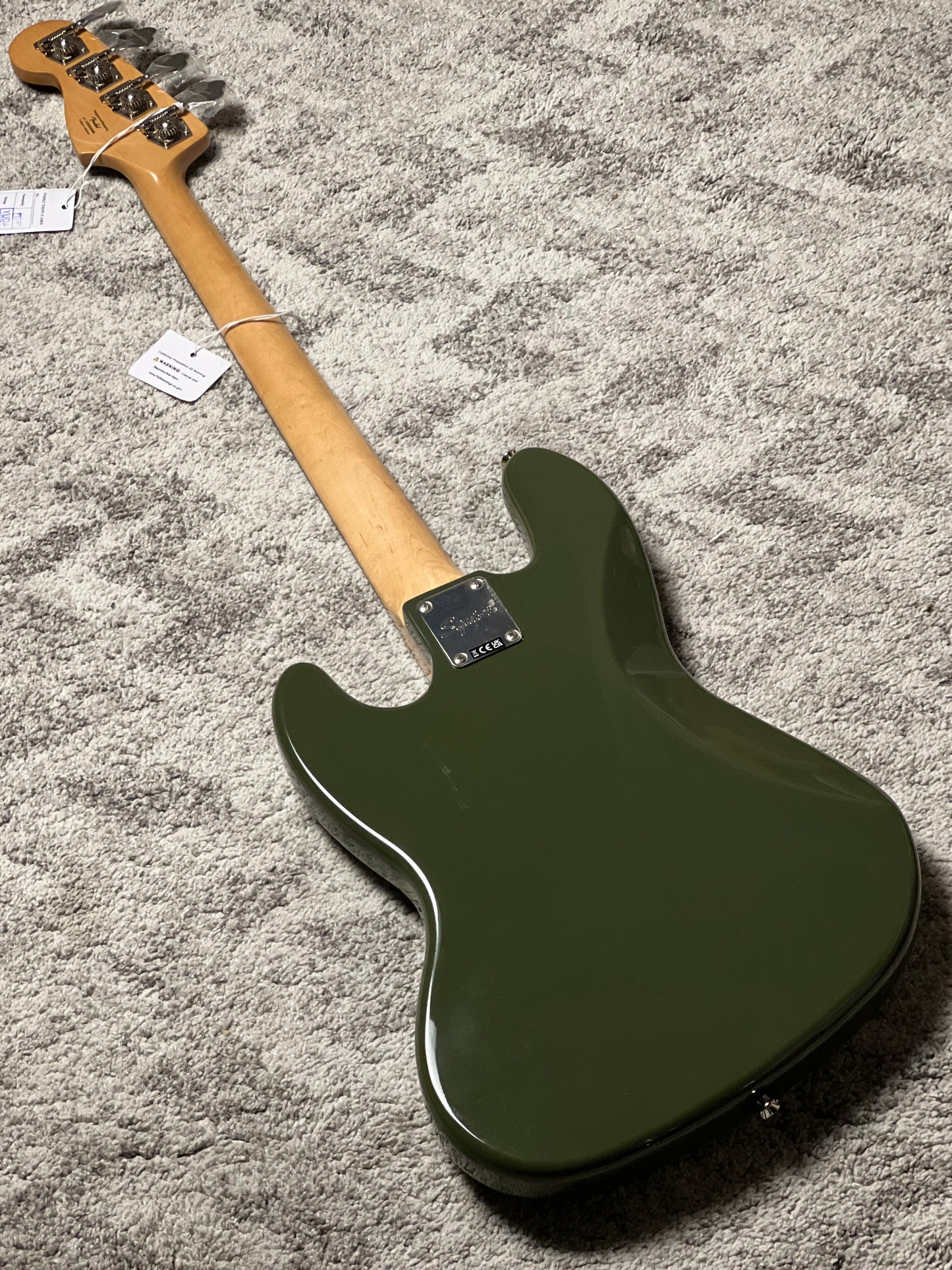 Squier FSR Classic Vibe 60s Jazz Bass with Laurel FB in Olive