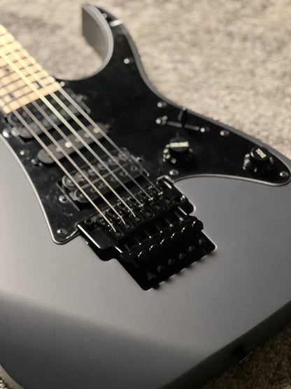 Ibanez RG550-GRF in Black Flat