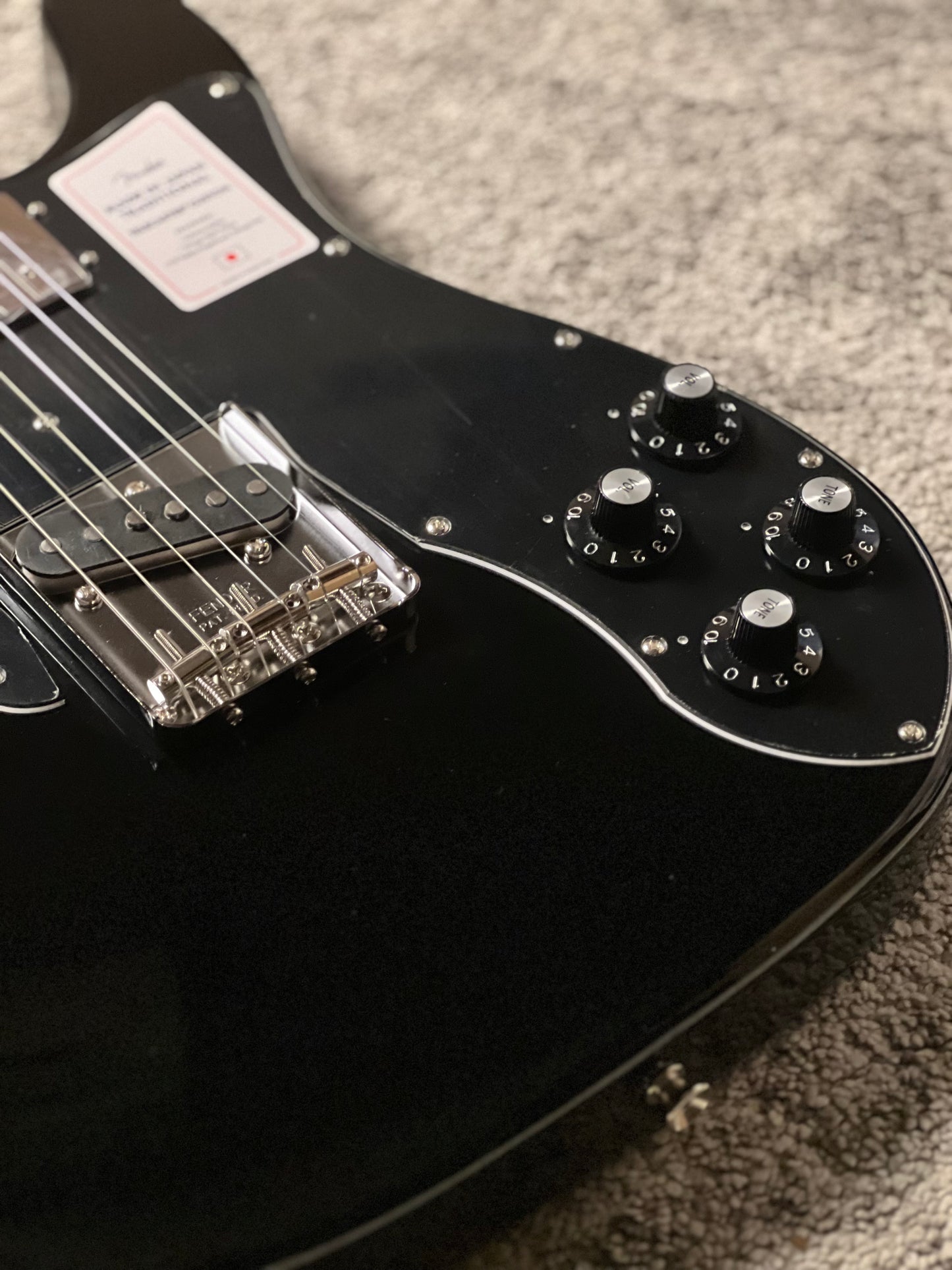 Fender Japan Traditional II 70s Telecaster Custom with Maple FB in Black JD25034223
