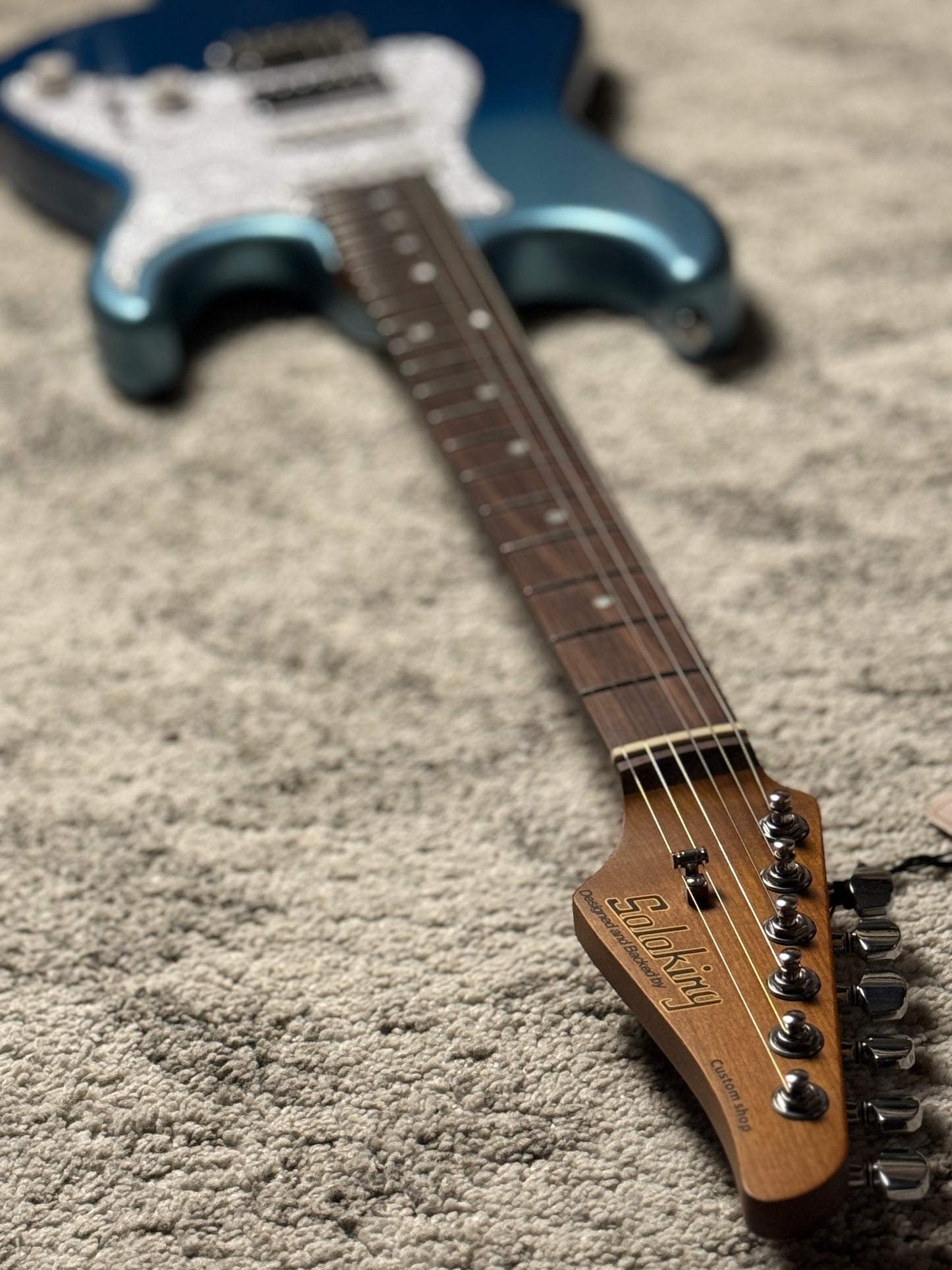 Soloking MS-11 Classic MKII with Rosewood FB in Lake Placid Blue