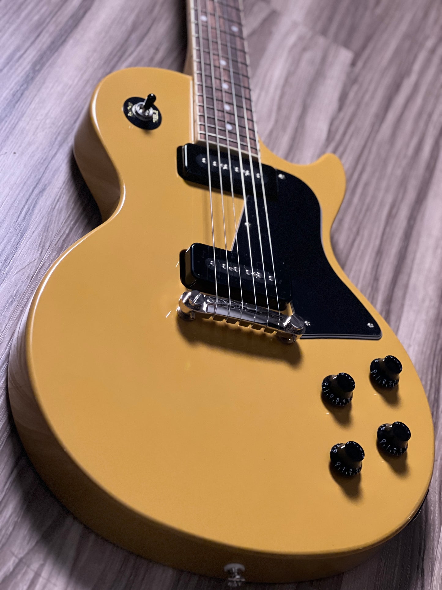 Epiphone Les Paul Special in TV Yellow