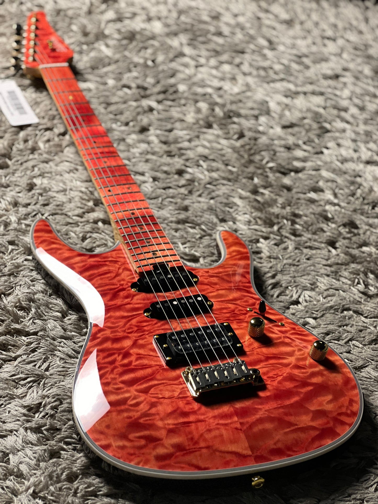 Soloking SM-22 HSS QM Shredmaster with  Red Tinted Maple FB in Trans Salmon Pink