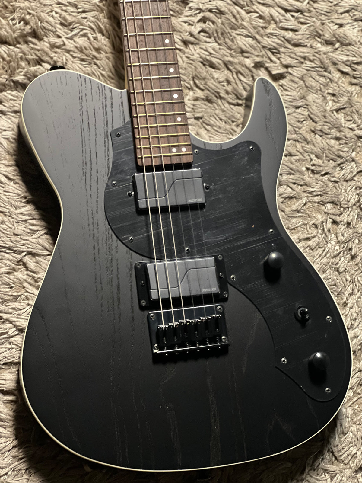 Fujigen FGN Iliad JIL2-ASH-DE664-R/OPB in Open Pore Black L220455