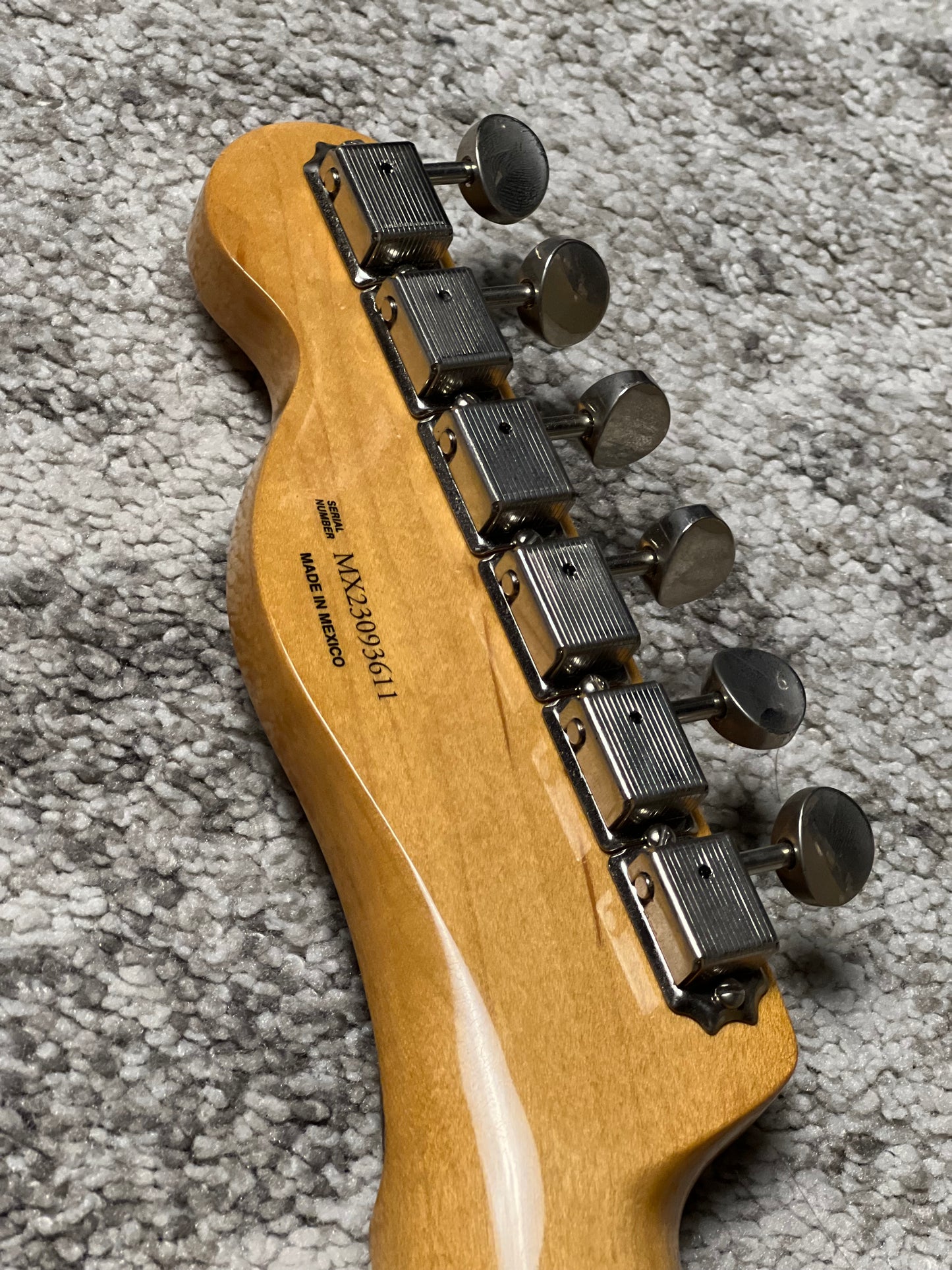 Fender Vintera II 50s Nocaster NOS with Maple FB in Blackguard Blonde MX23093611 (USED)