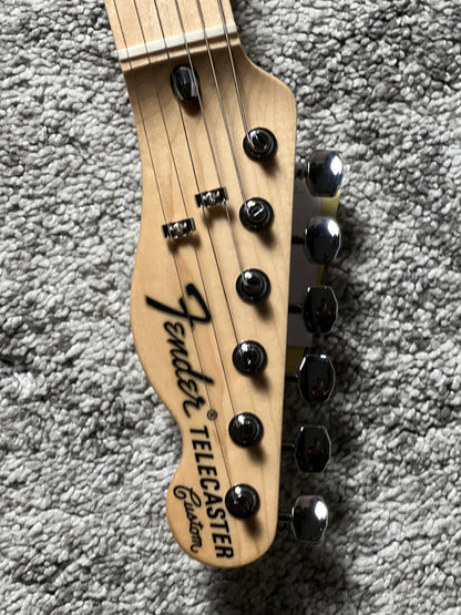 Fender Japan Traditional II 70s Telecaster Custom with Maple FB in Black JD26002622