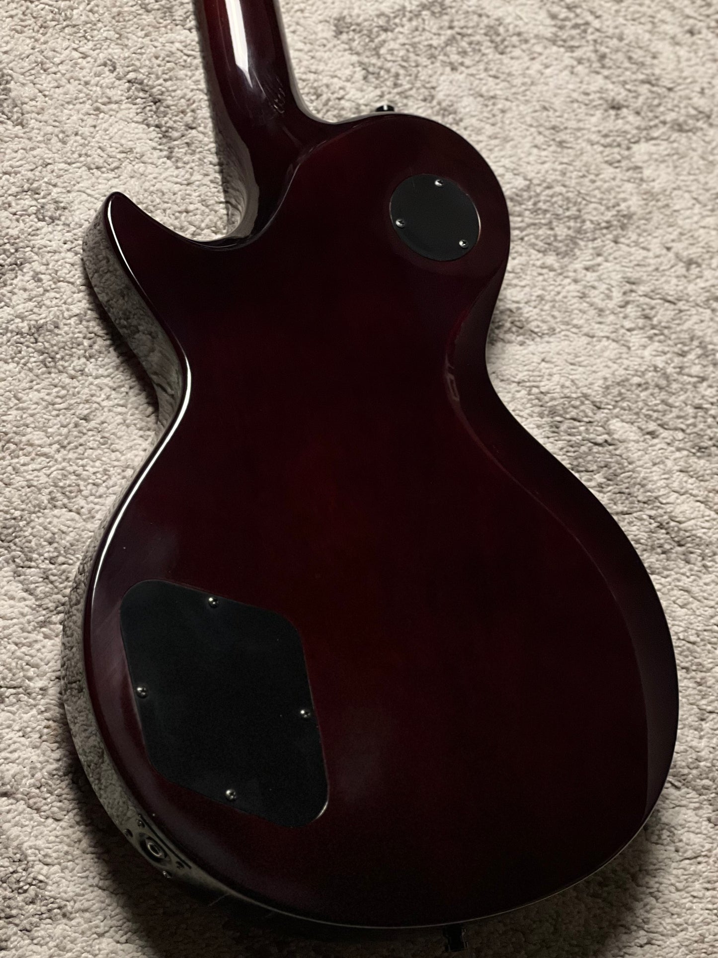 Dhatarattha Custom DLP in Trans Magenta with 5A Quilt Top