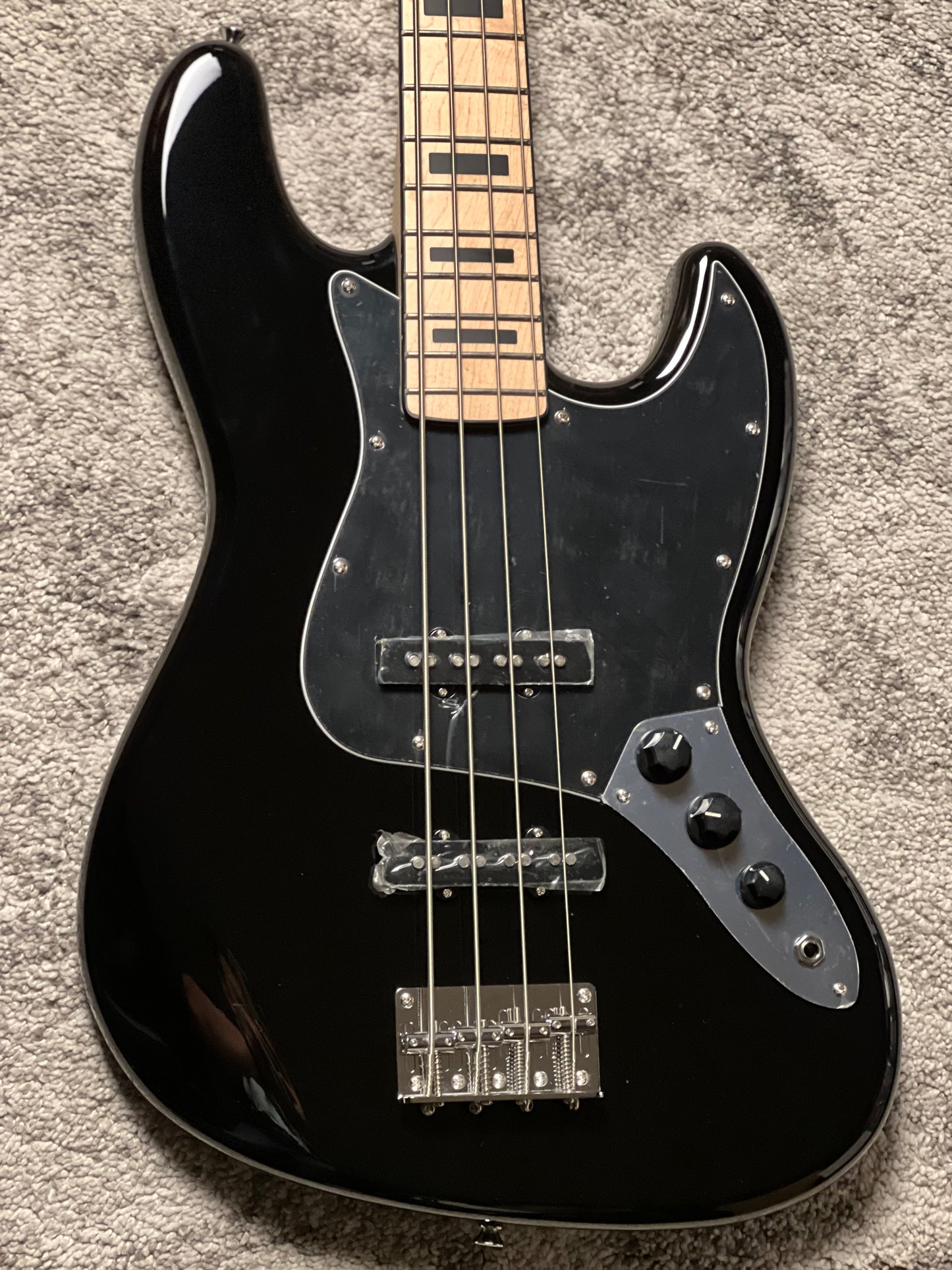 SLX Sparrow 70s Special Essentials with Maple FB in Black