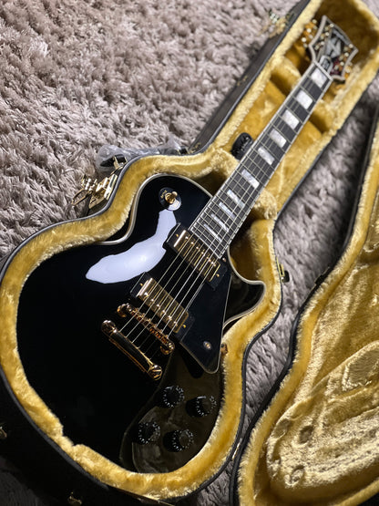 Epiphone Les Paul Custom In Ebony (inspired by Gibson Custom)