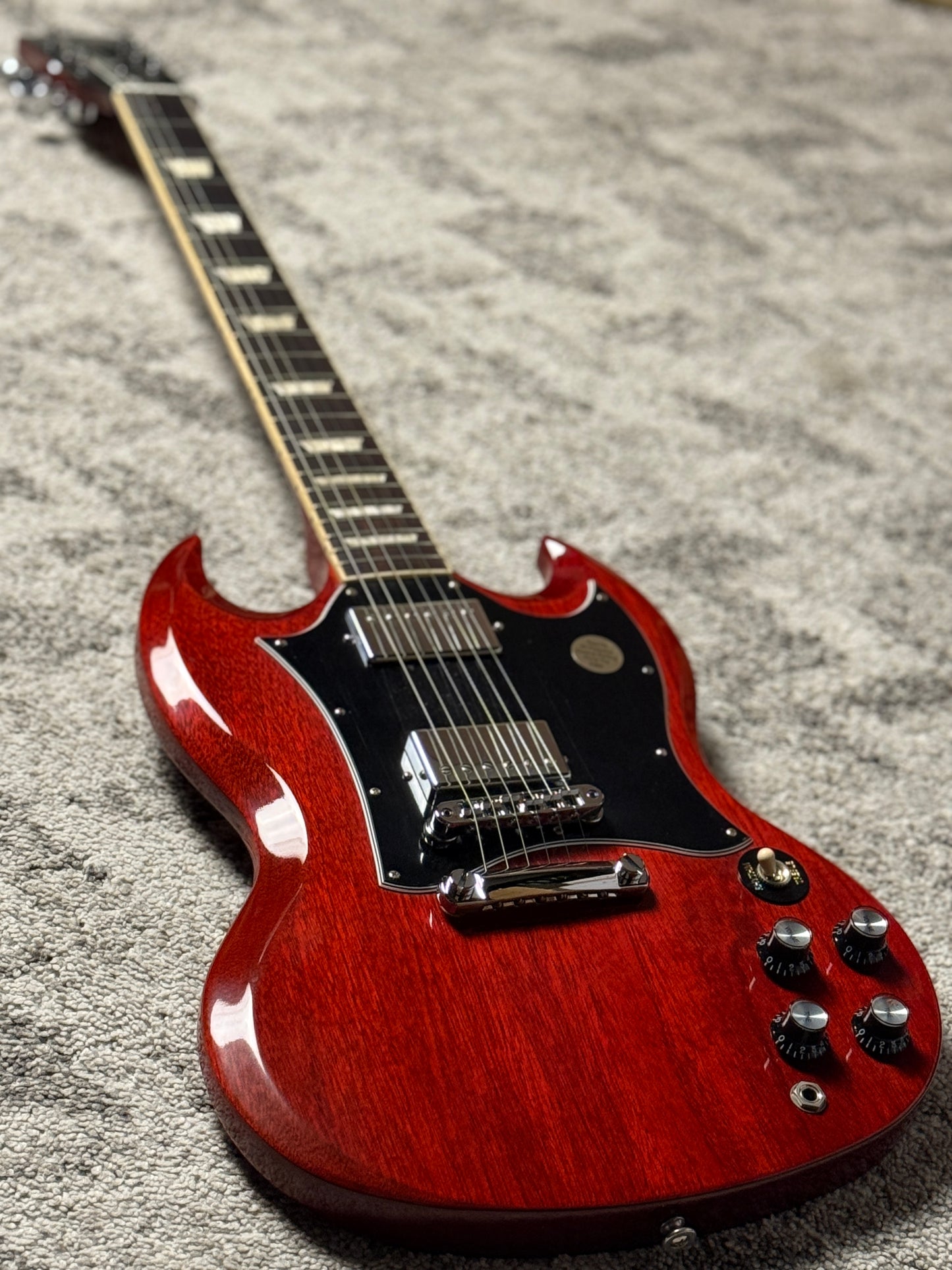 Gibson SG Standard in Heritage Cherry with Gigbag 213020061