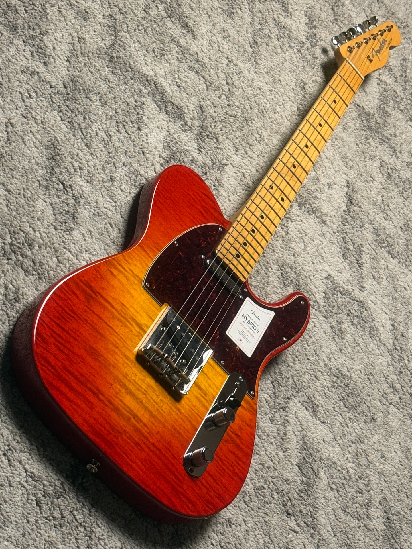 Fender Japan Hybrid II Telecaster with Maple FB in Flame Sunset Orange Transparent JD24010471 (USED)