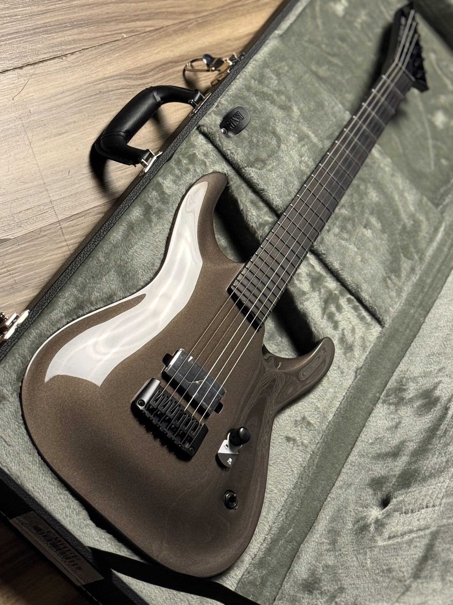 ESP LTD Mick Thomson MT-1 Signature in Obsidian Metallic