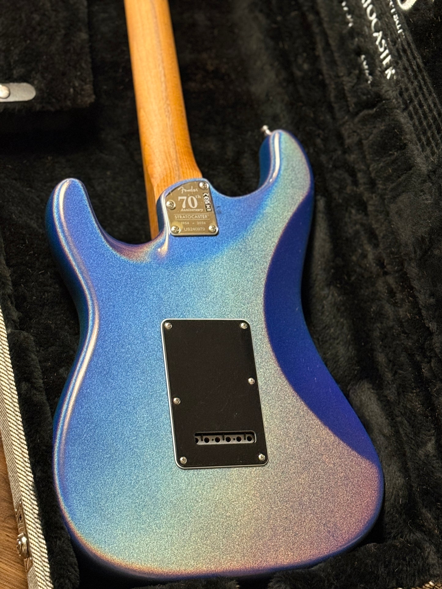 Fender 70th Anniversary Ultra Stratocaster with Maple FB in Amethyst US240979