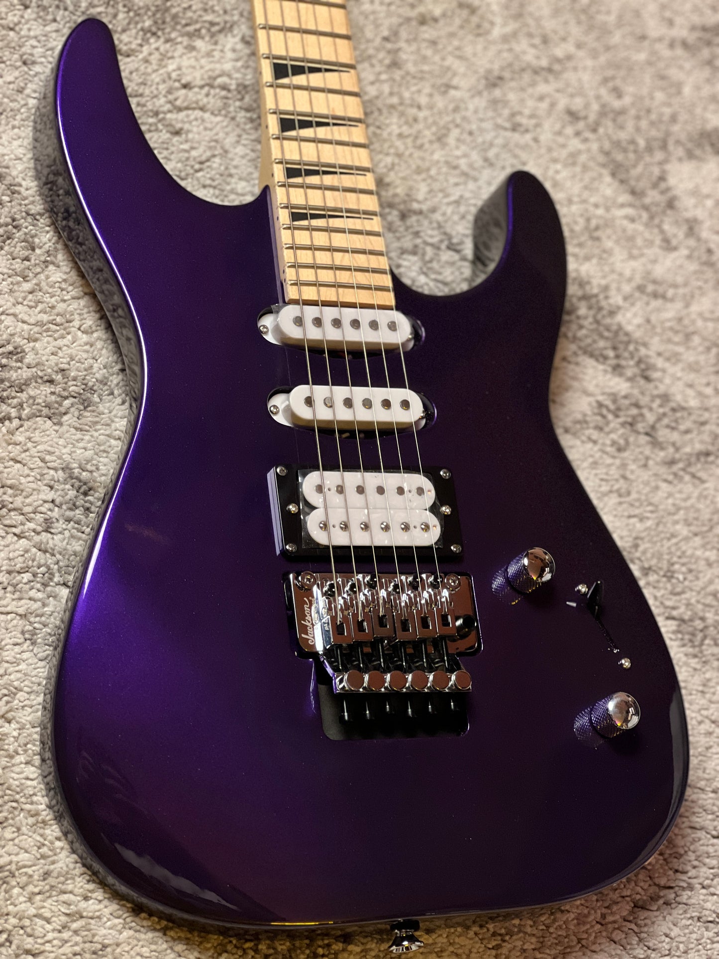 Jackson X Series DK3XRM HSS with Maple FB in Deep Purple Metallic