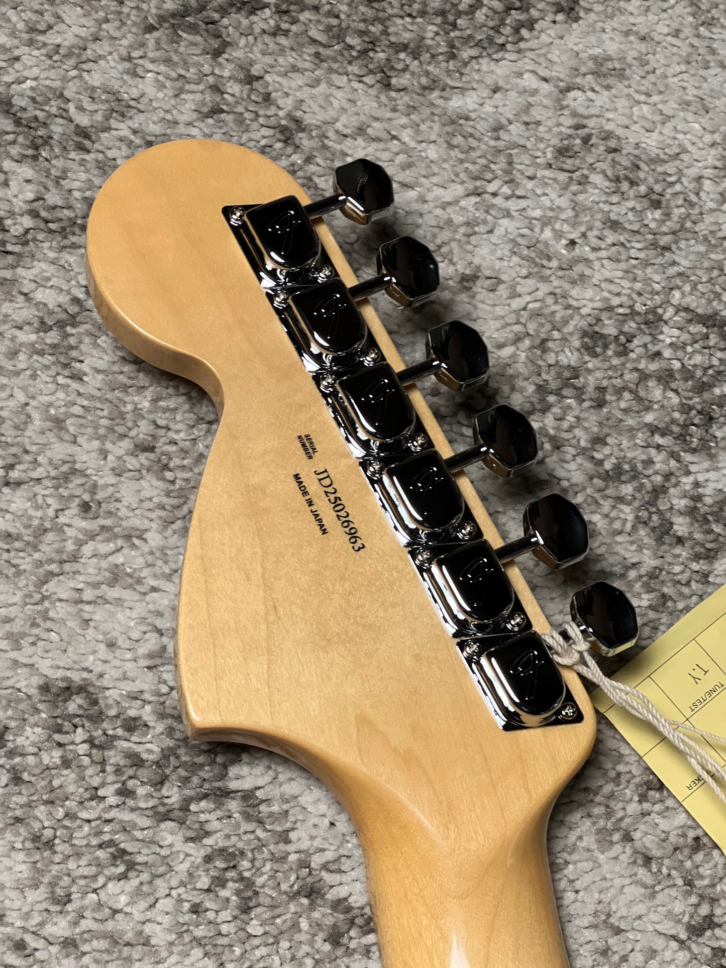 Fender MIJ Limited Stratocaster with Maple FB in Blue Flower JD25026963