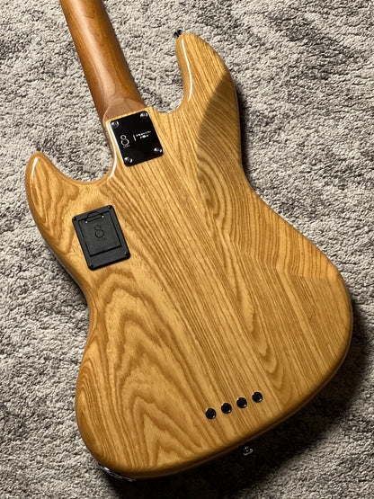 Sire Marcus Miller V8 SWAMP ASH 4 String in Natural w/Bag
