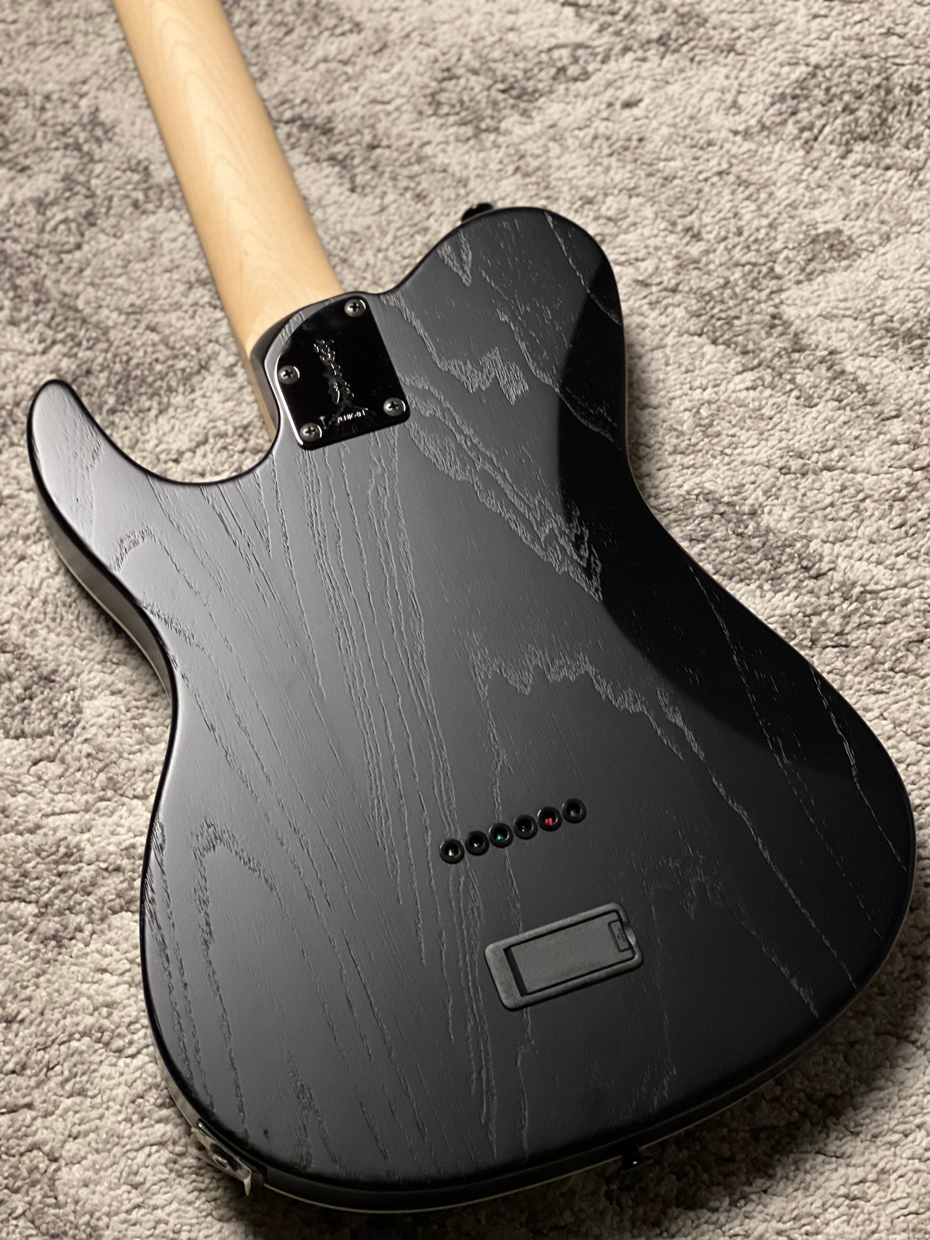 Fujigen FGN Iliad JIL2-ASH-DE664-R/OPB in Open Pore Black