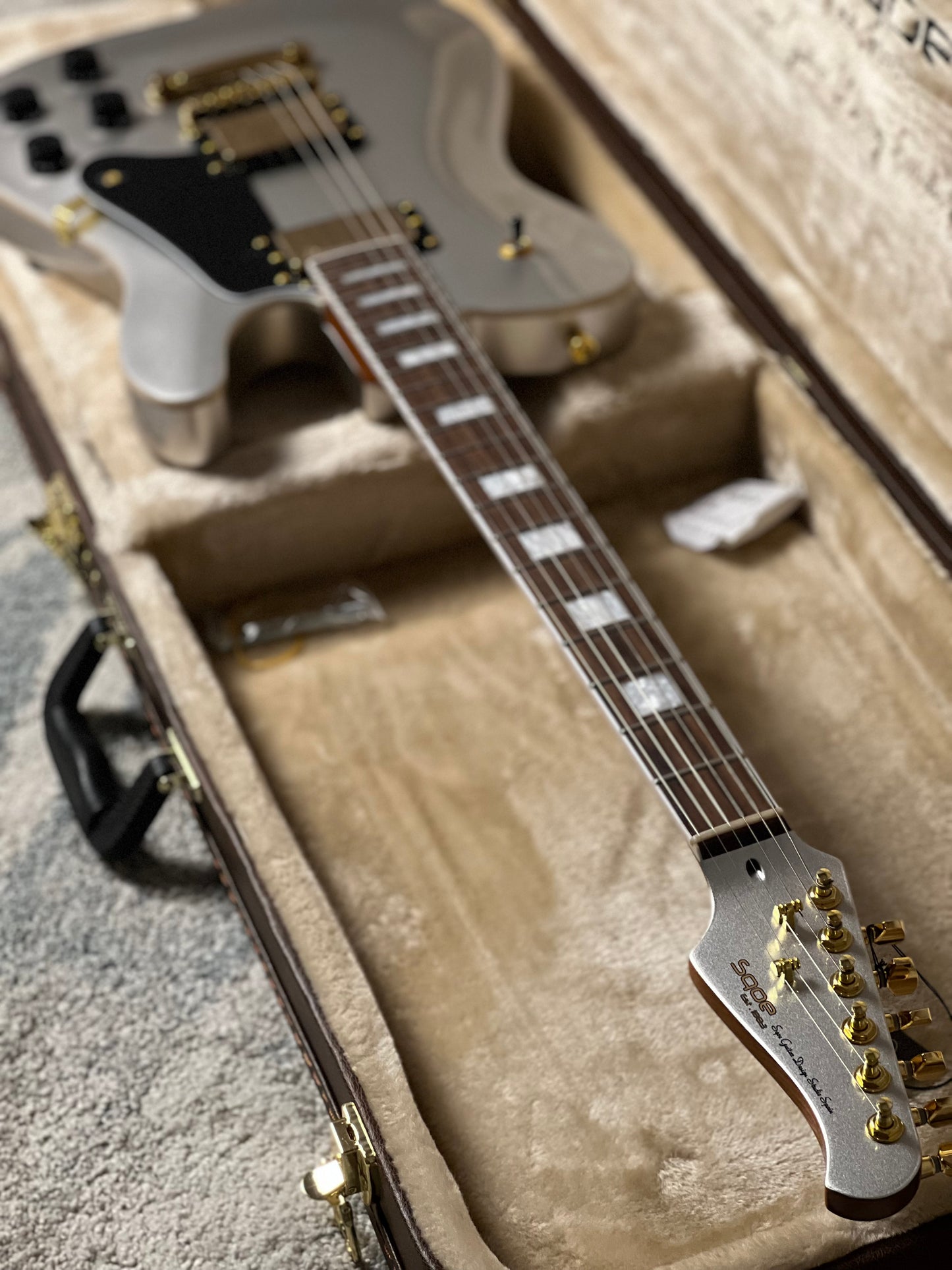 SQOE SETLP1100 Premium Caston Series Professional Limited Edition in Silver