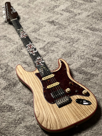 Dhatarattha Custom Classic DST HSS in Natural Ash with Rosewood Neck and Blooming Lilies Inlay