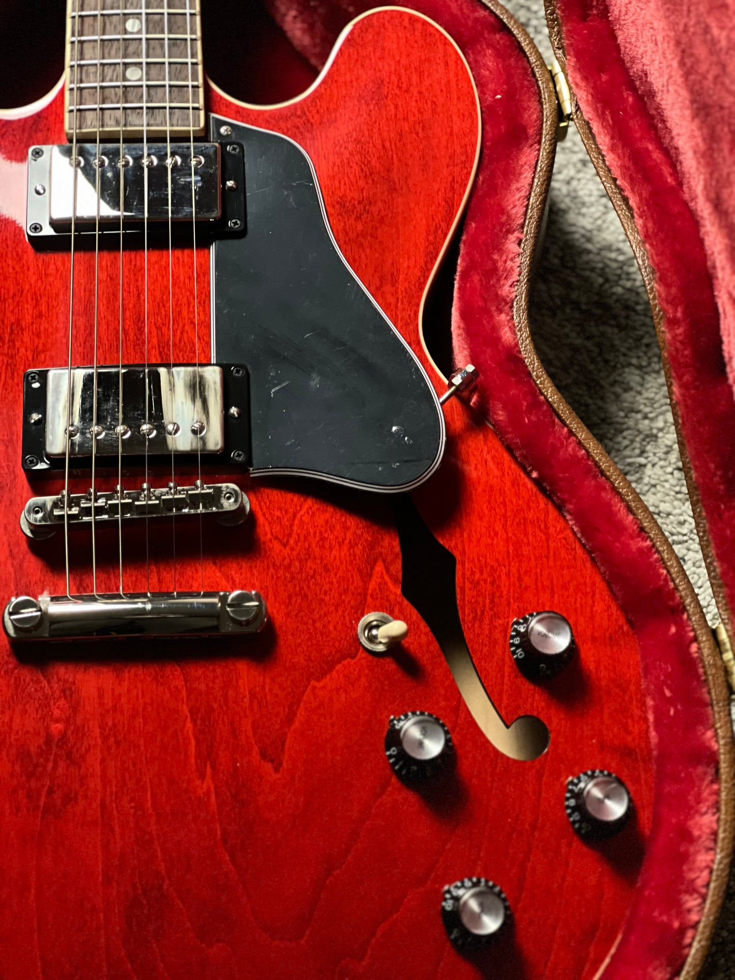 Gibson ES-335 Original Collection in Sixties Cherry w/Case 230356282