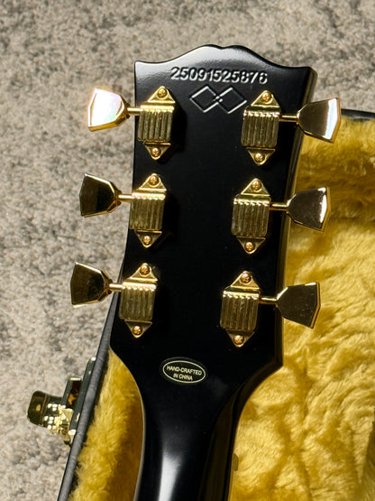 Epiphone Inspired by Gibson Custom 1957 Les Paul Custom Reissue in Ebony
