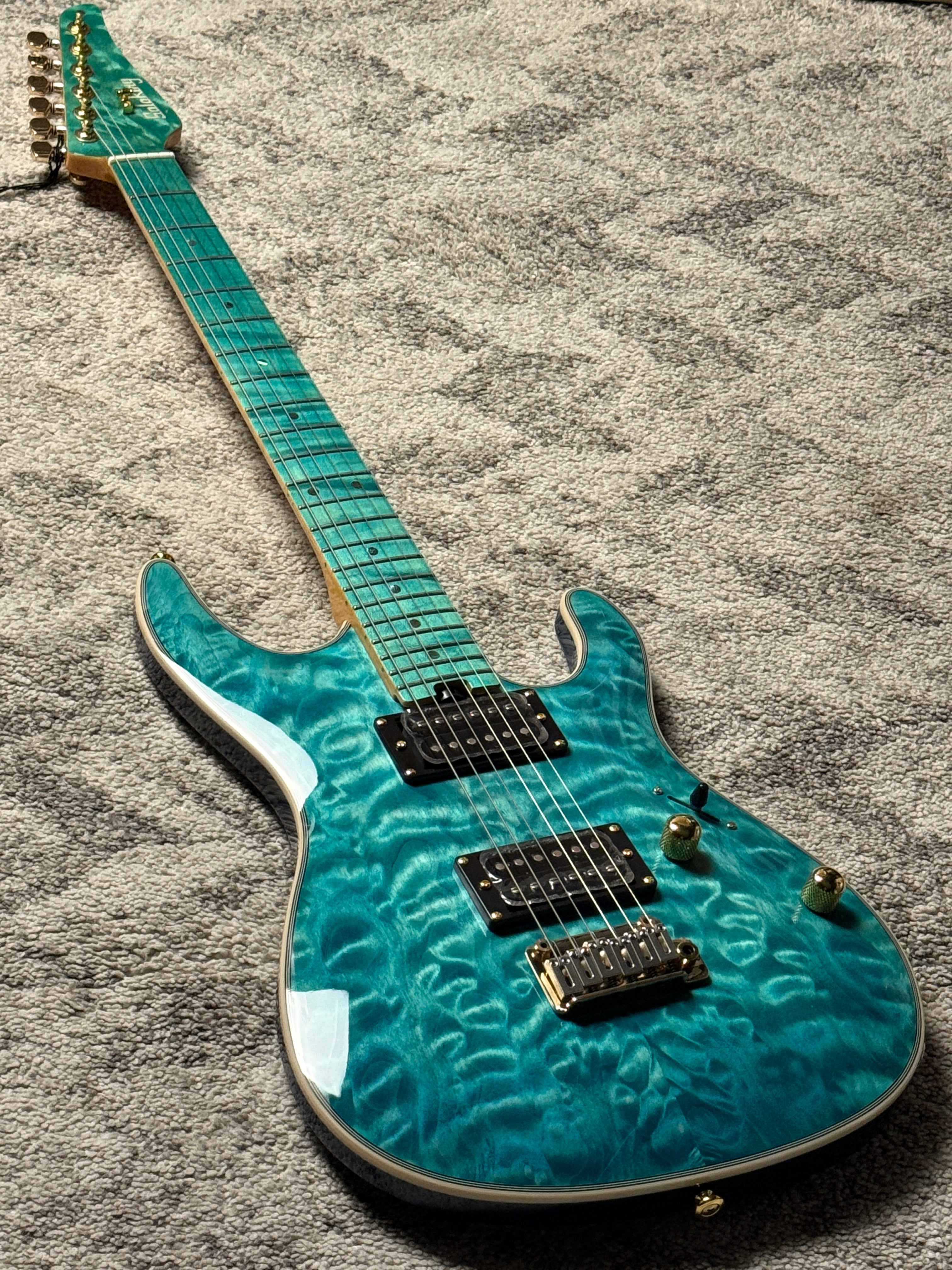Soloking SM-22 HH QM Shredmaster with Blue Tinted Maple FB in