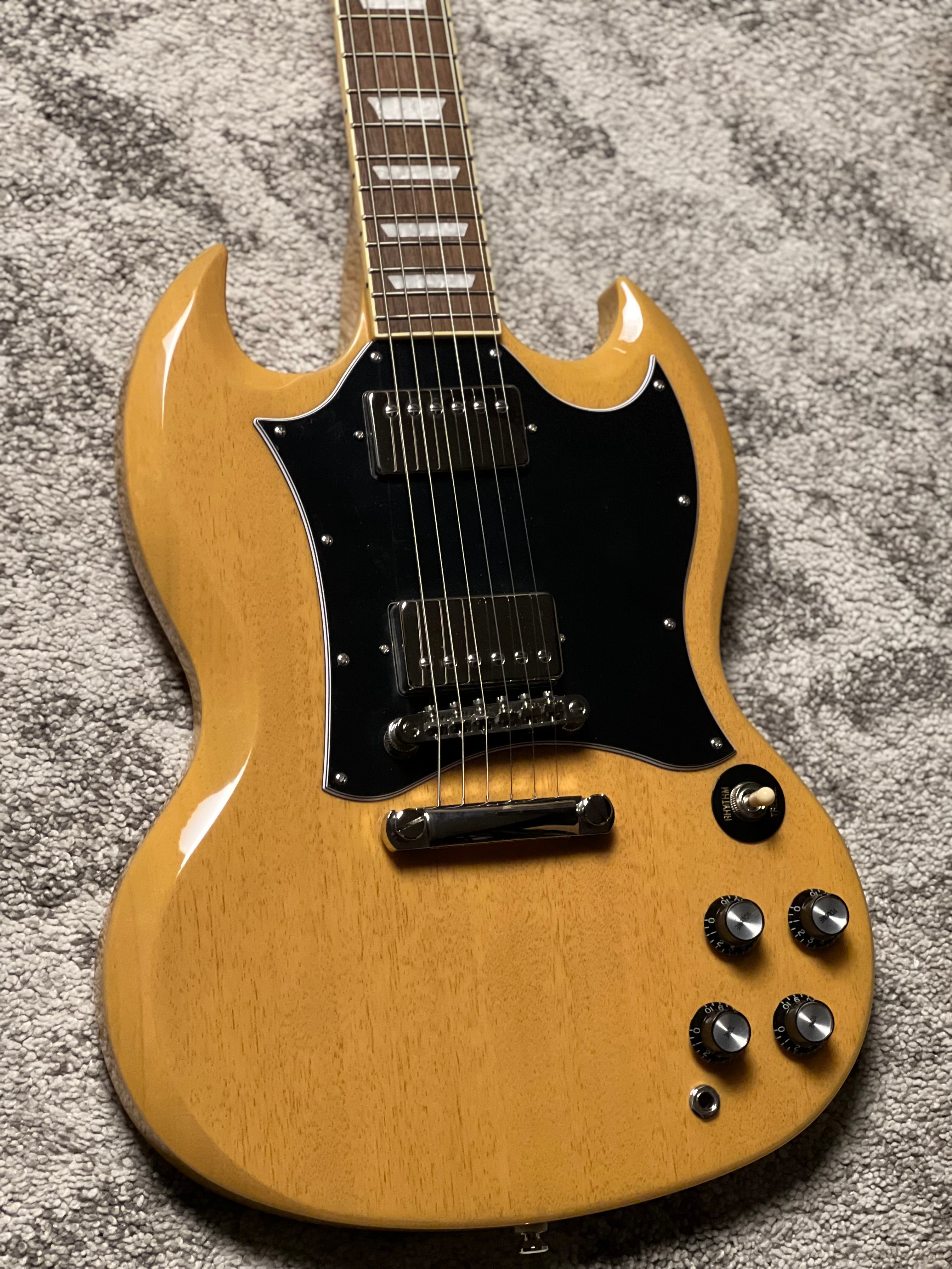 Epiphone SG Standard in TV Yellow w/Gigbag – nafiriguitar.com