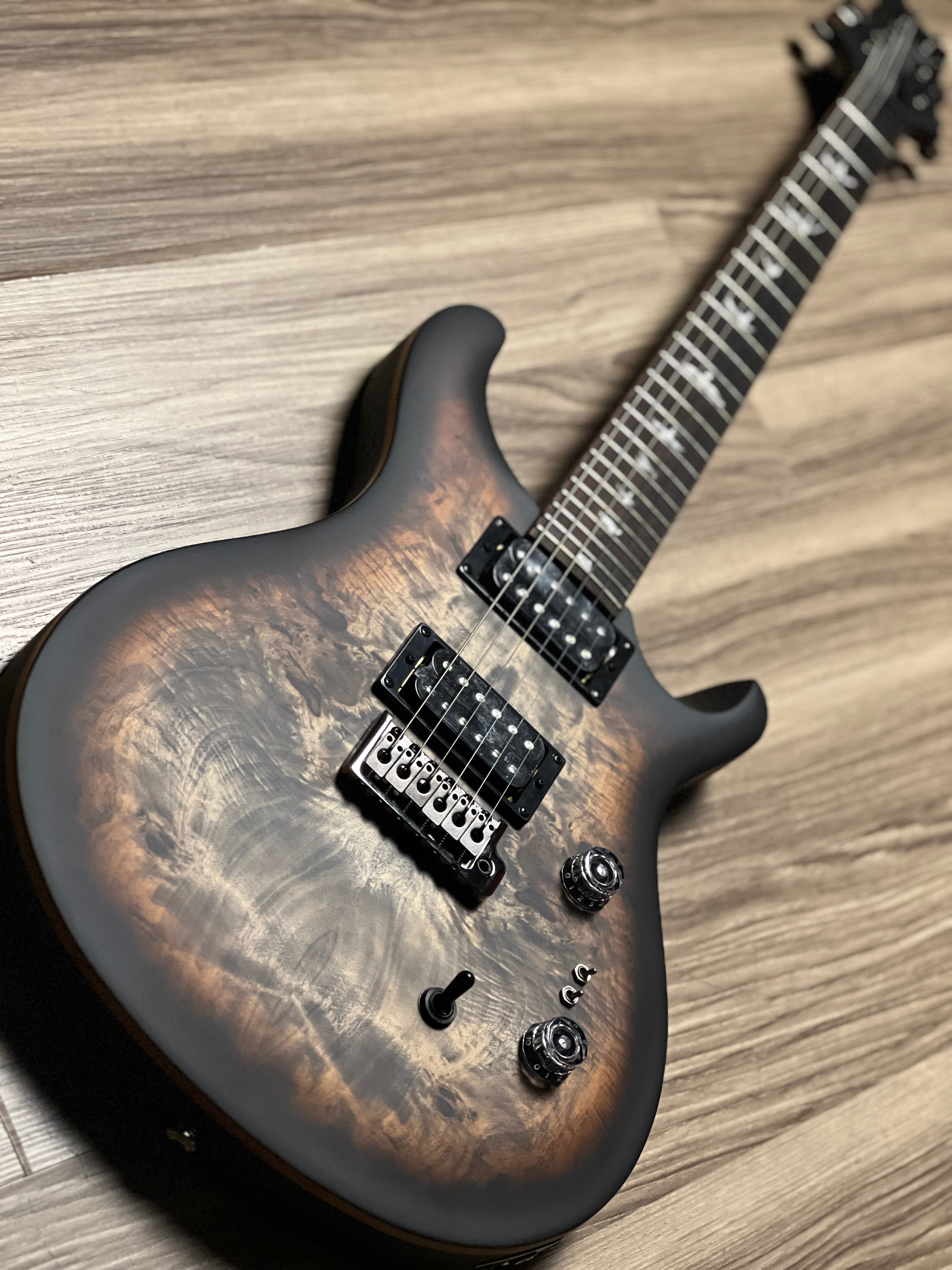 PRS SE 
