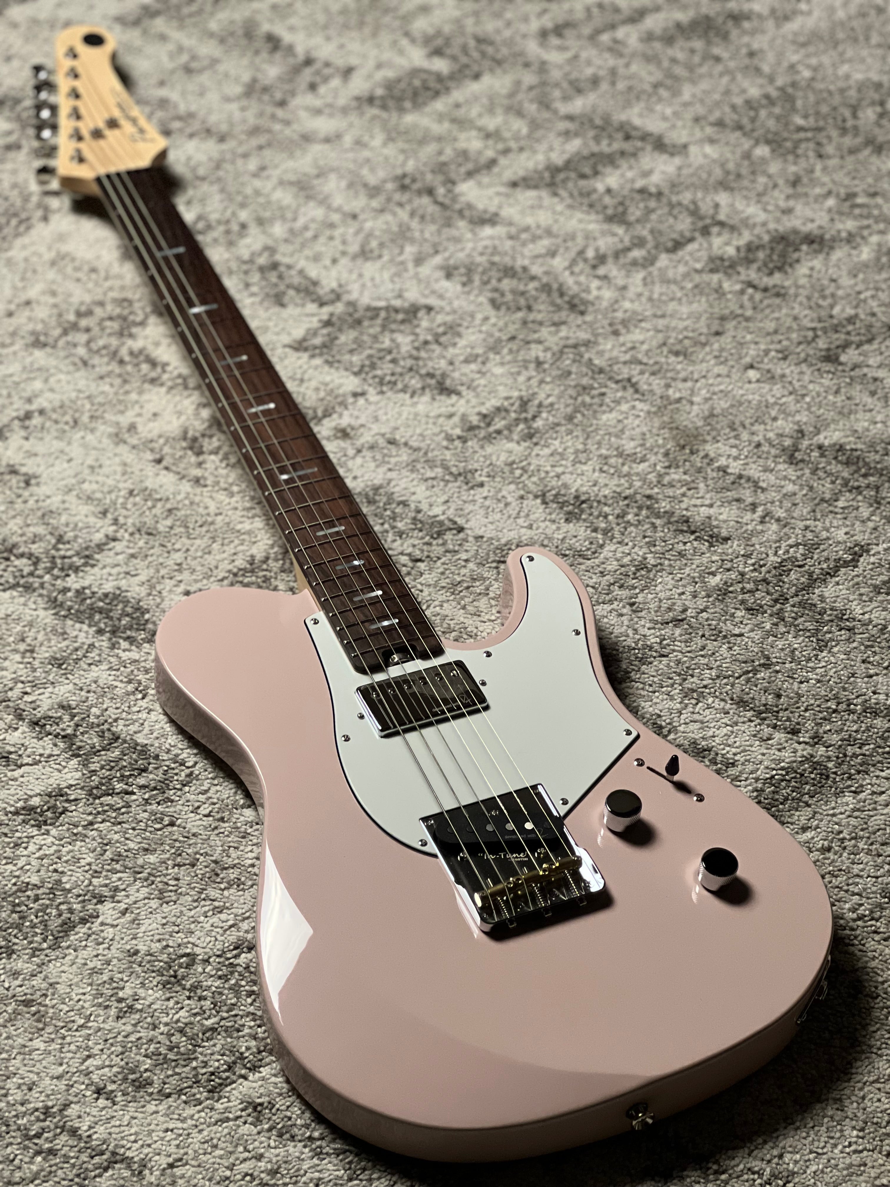 Yamaha PACS+11S Pacifica Standard Plus in Ash Pink with Rosewood