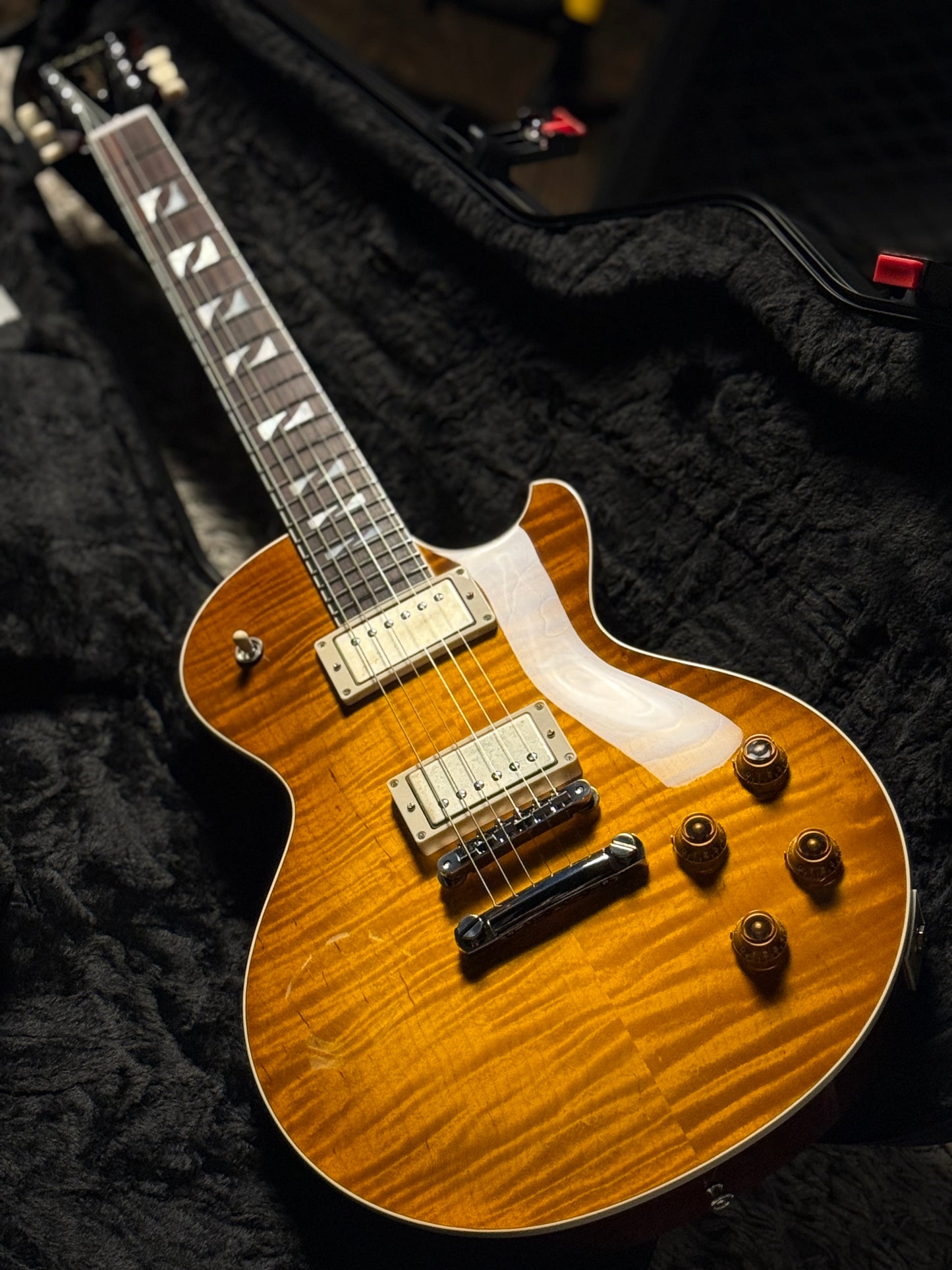 Saito 33BEYOND in Green Burst 25008