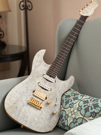 Saito S-622 SSH with Rosewood and Gold Hardware in White Granite 253033