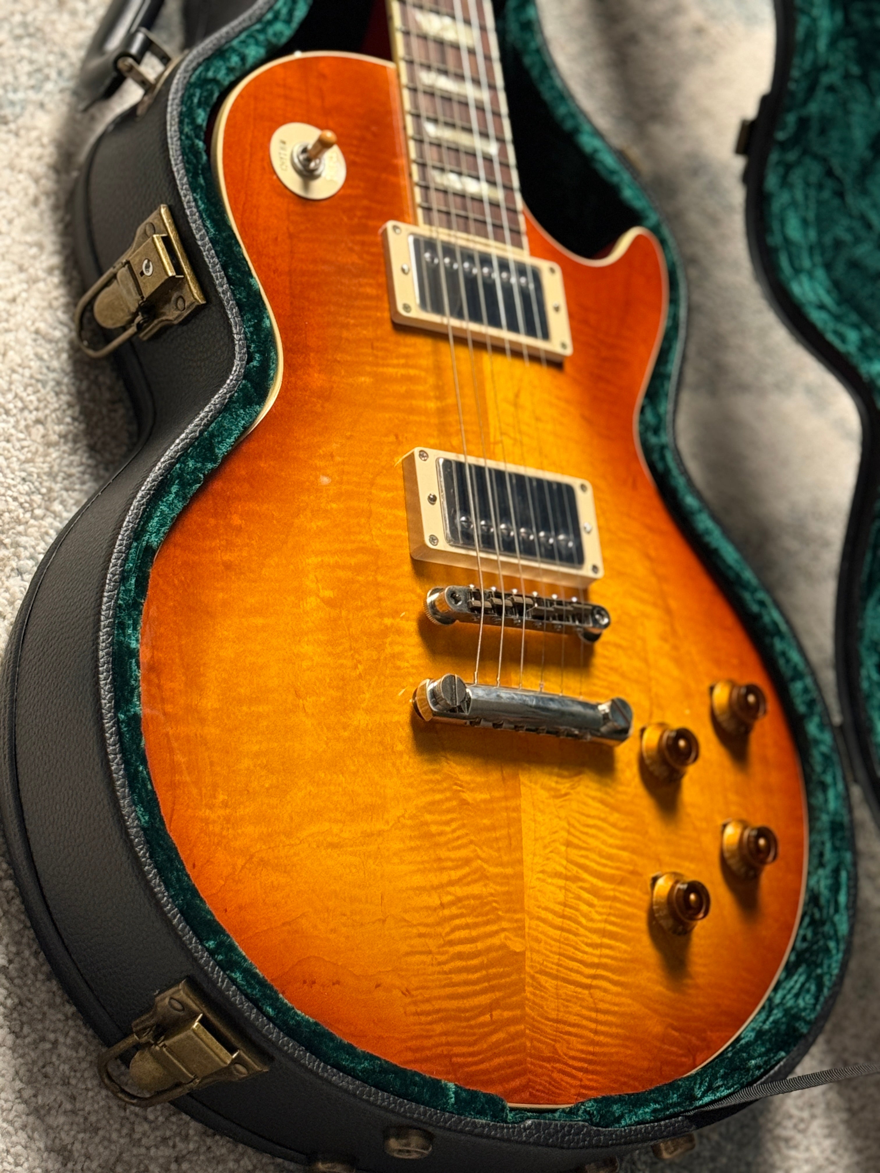 Tokai LS-301-3A VF Love Rock Japan Custom Shop Series in Violin