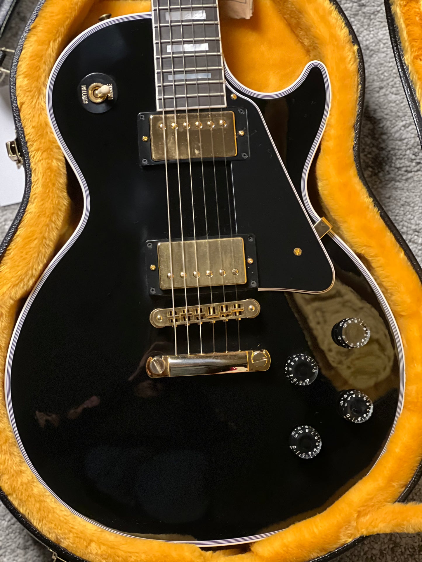 Gibson Les Paul Custom Ebony Fingerboard Gloss Ebony w/ Case CS 403758